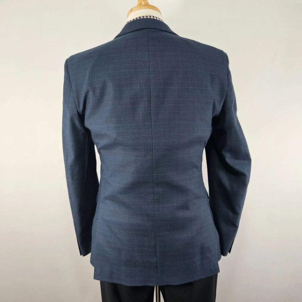 Van‎ Heusen Men's Sport Coat Blazer Two Button Navy Polyester Blend Slim 38R